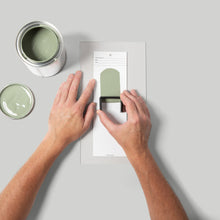 Load image into Gallery viewer, Person doing a drawdown paint sample on the signature SE System 